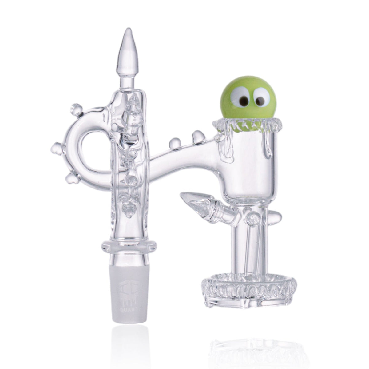 Close-Up of IC Quartz LUMINOUS L 14mm Male 90° Quartz Banger